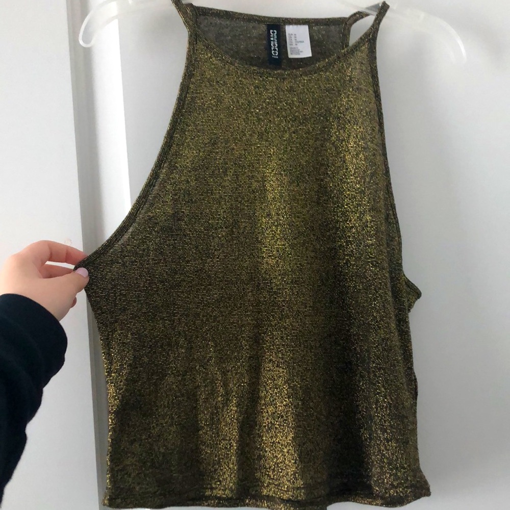 H&M Divided Crop Halter Top - Picture 2 of 4